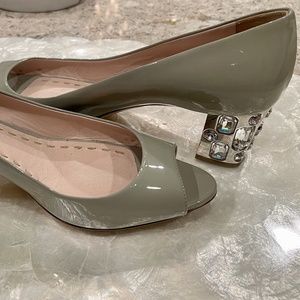 Miu Miu Grey Patent Leather Swarovski Crystal  Block Heel Open Toe Pumps Size 37